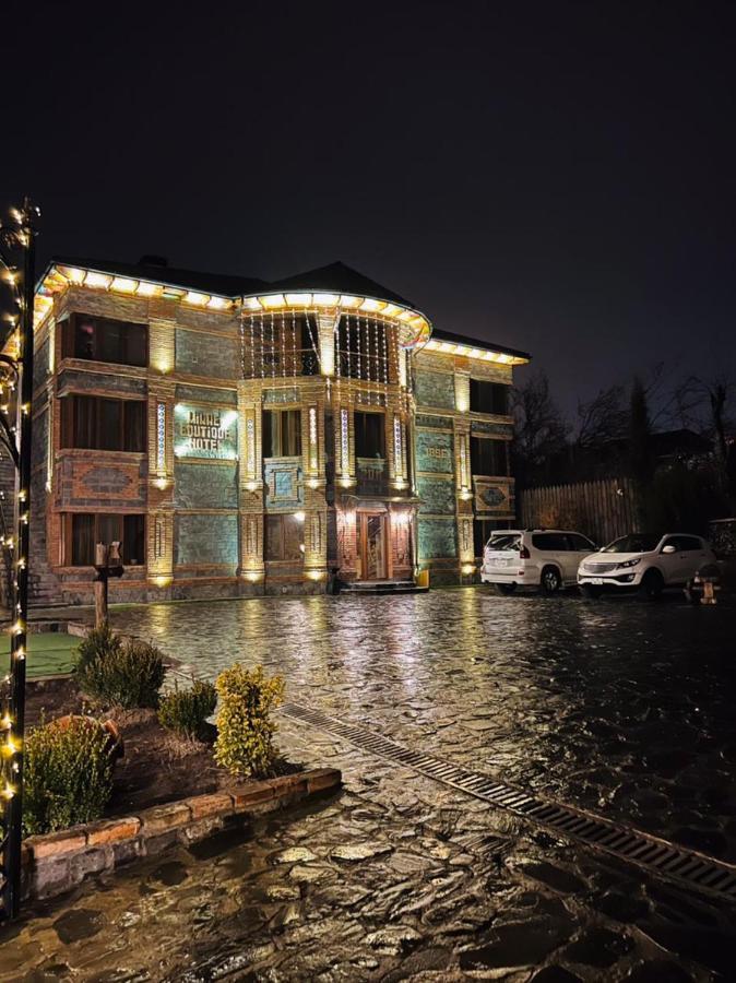Minali Boutique Hotel Şǝki Exterior foto
